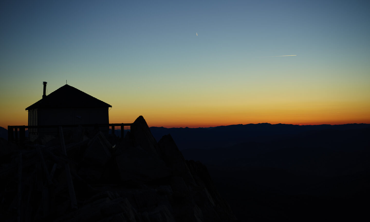 Air Traffic Control at Lookout Mountain Idaho CF001696